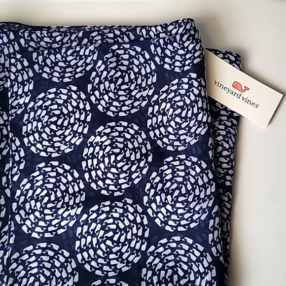 🐳 🐳 Vineyard Vines Spiral Whale Scarf Sheer Navy Blue & White 72"x20" NWT - Picture 4 of 5